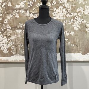 Old Navy Charcoal active go dry